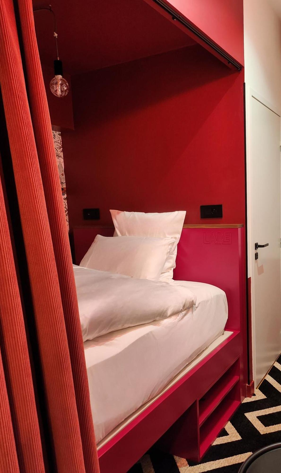 Labe Hotel Tours Centre Gare Экстерьер фото